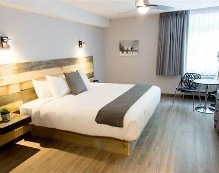 Hotel Far Hills Val-Morin Εξωτερικό φωτογραφία