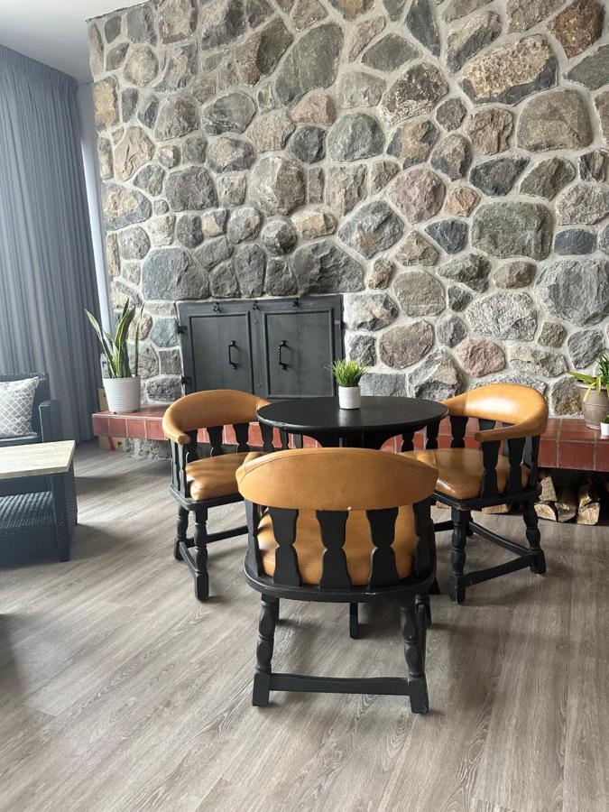 Hotel Far Hills Val-Morin Εξωτερικό φωτογραφία