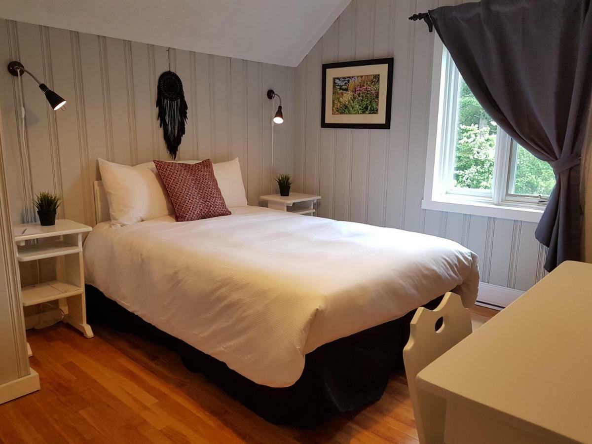 Hotel Far Hills Val-Morin Δωμάτιο φωτογραφία